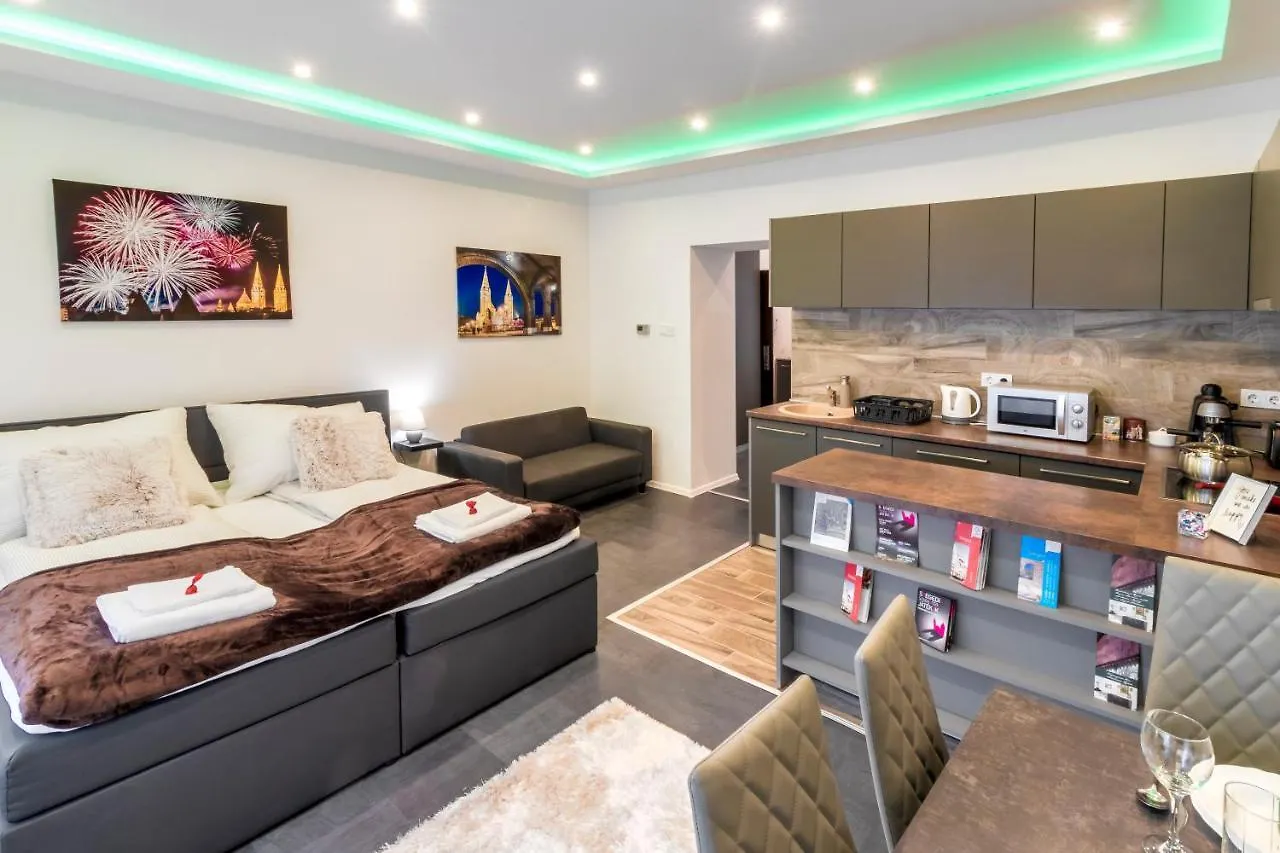 Spotlight Apartmanház Apartman Szeged