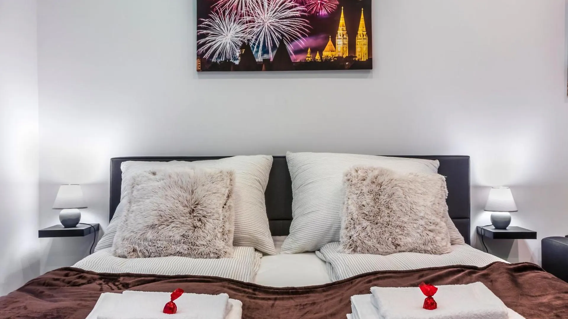 Spotlight Apartmanház Apartman Szeged