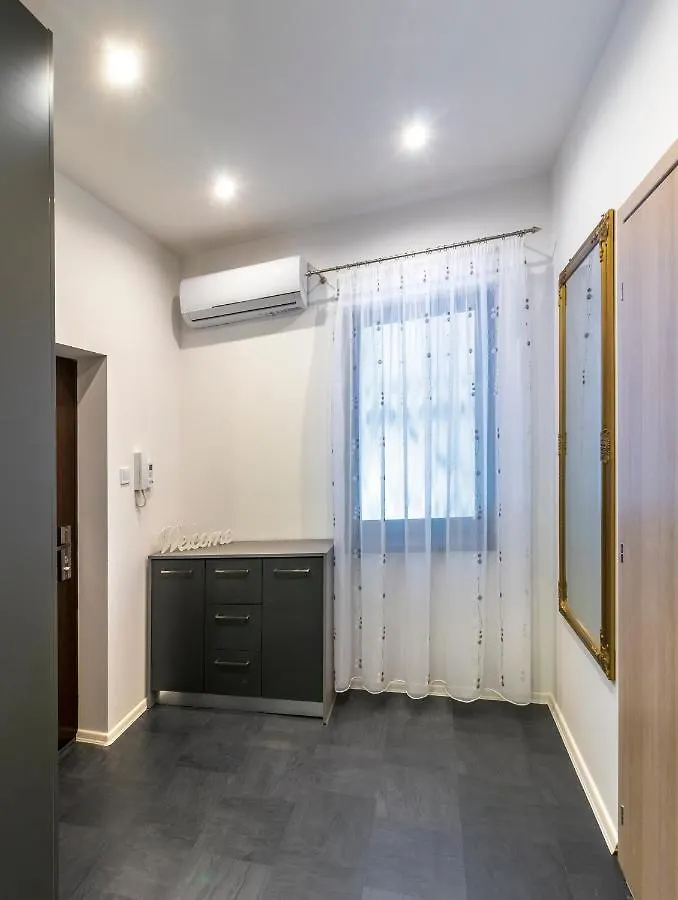 Spotlight Apartmanház Apartman Szeged
