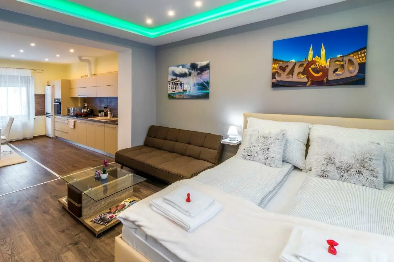 Spotlight Apartmanház Apartman Szeged